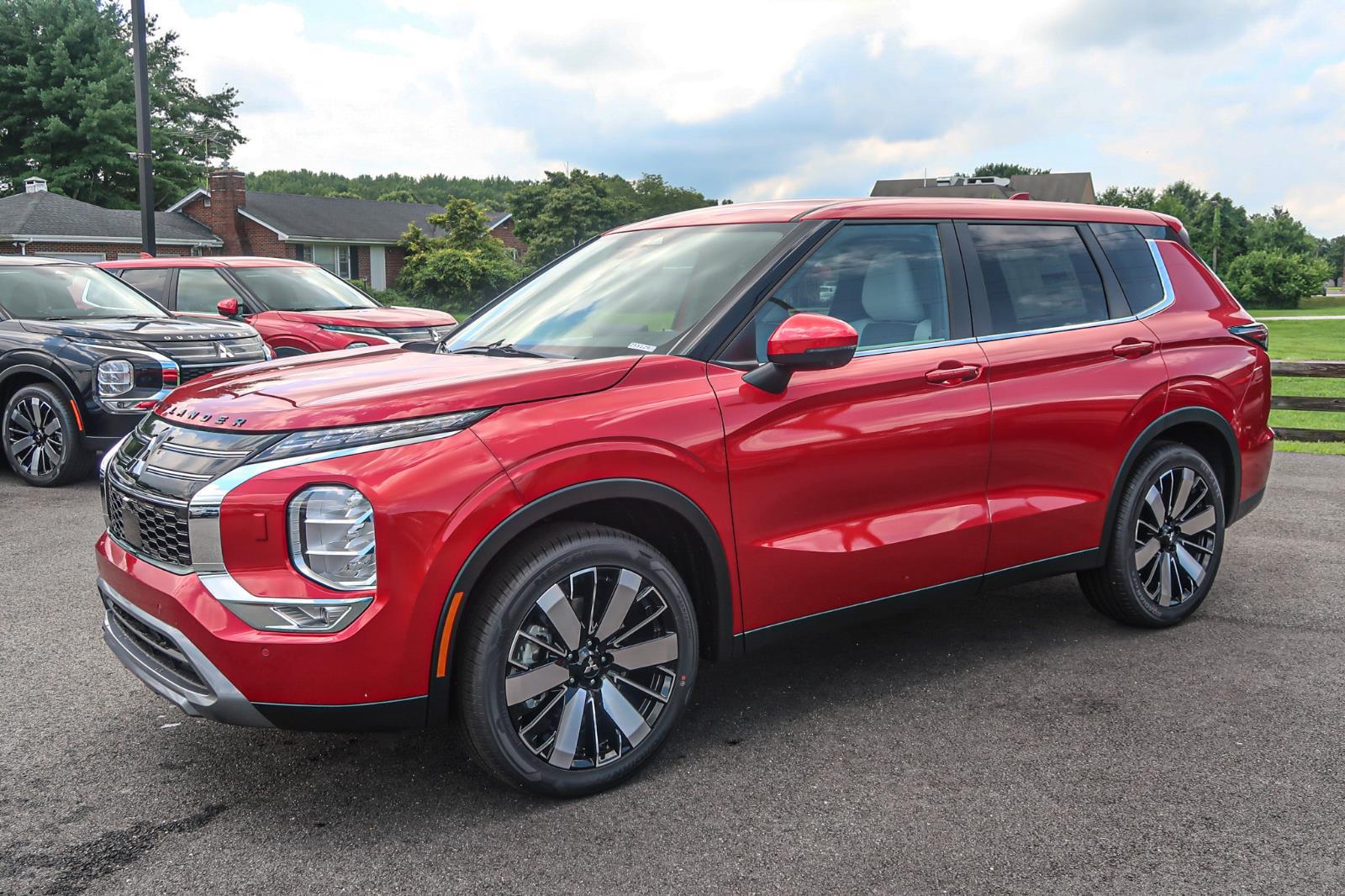 2025 Mitsubishi Outlander SE