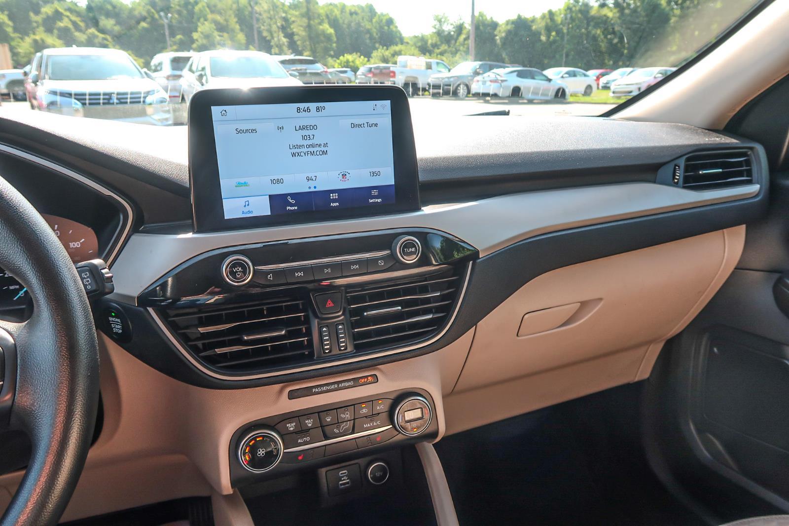 2020 Ford Escape SE