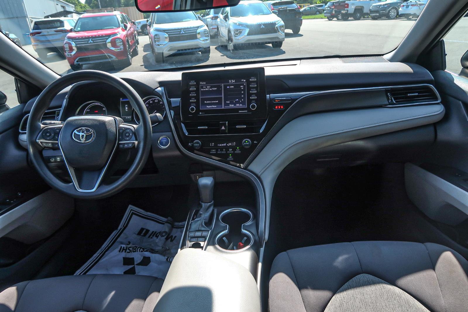 2023 Toyota Camry Hybrid LE