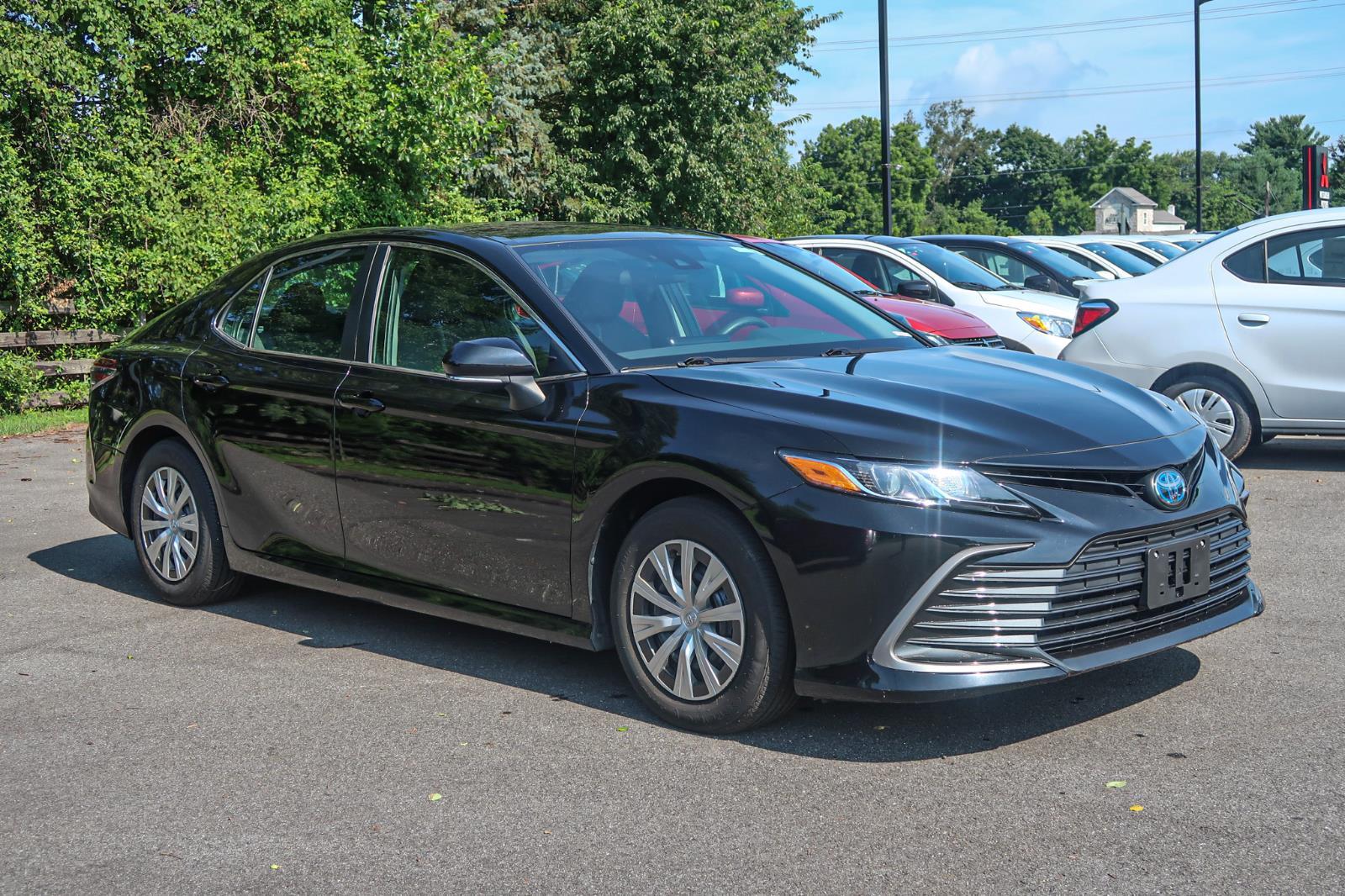 2023 Toyota Camry Hybrid LE