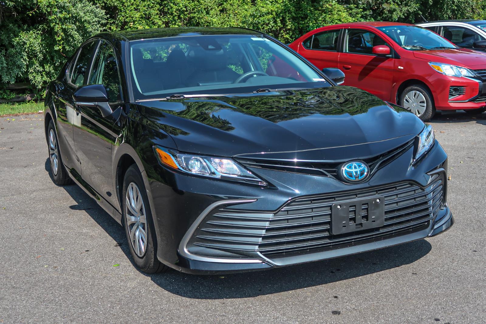 2023 Toyota Camry Hybrid LE