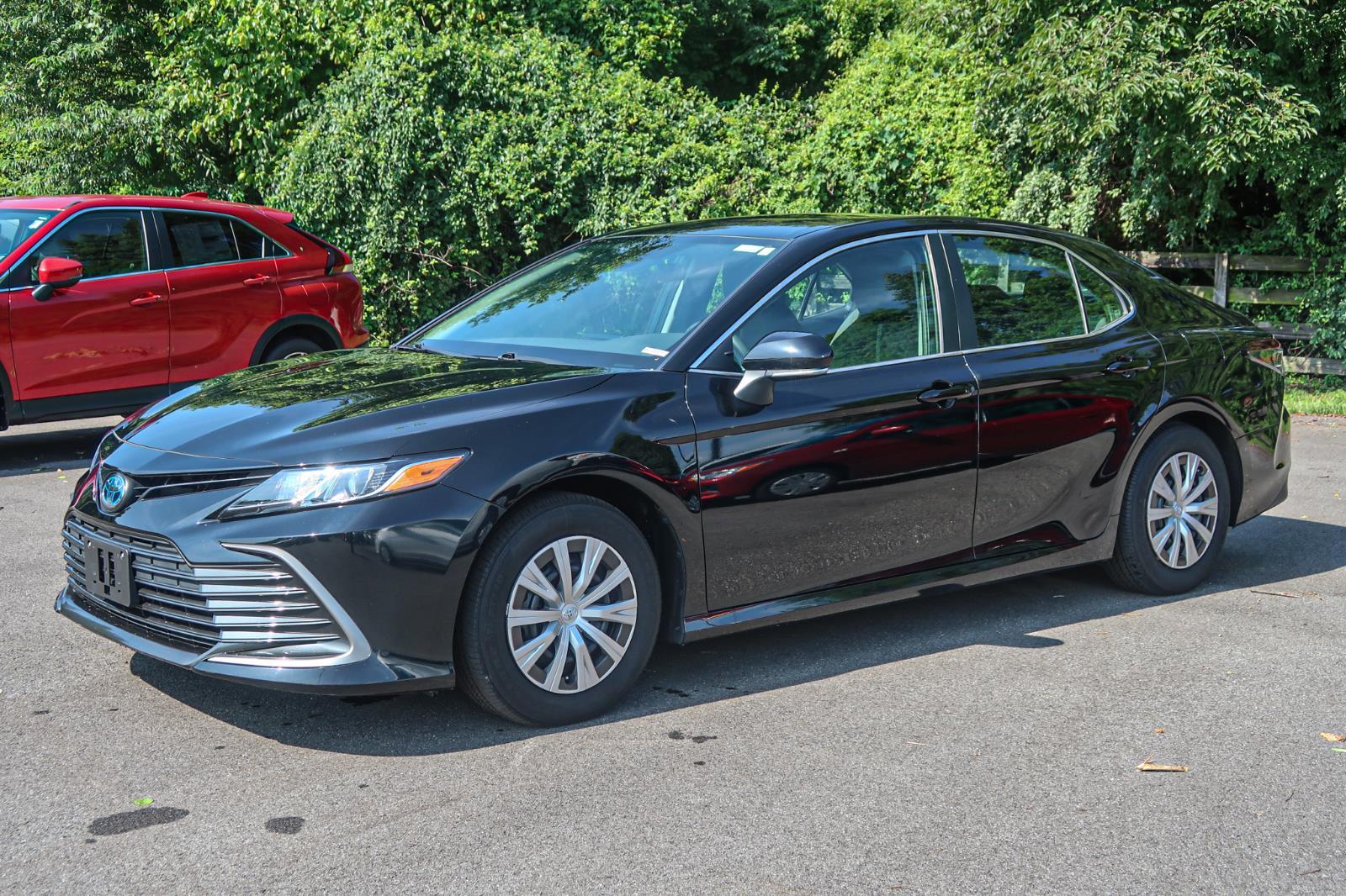 2023 Toyota Camry Hybrid LE