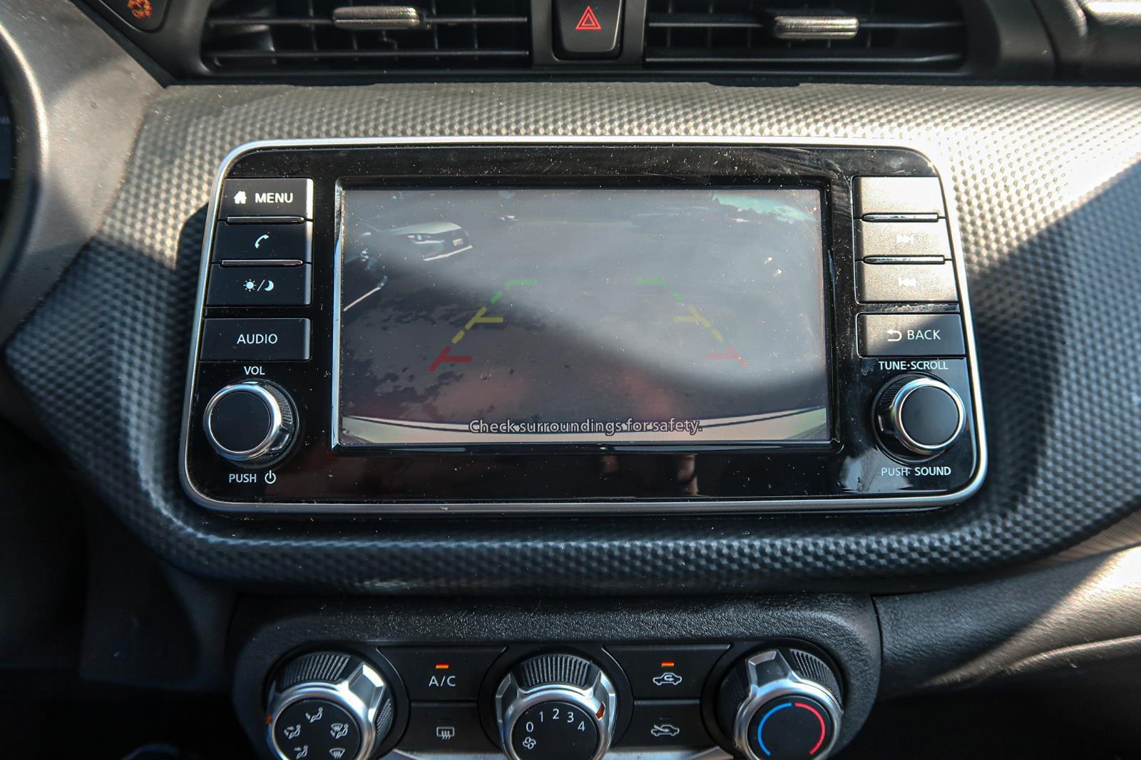 2021 Nissan Kicks S