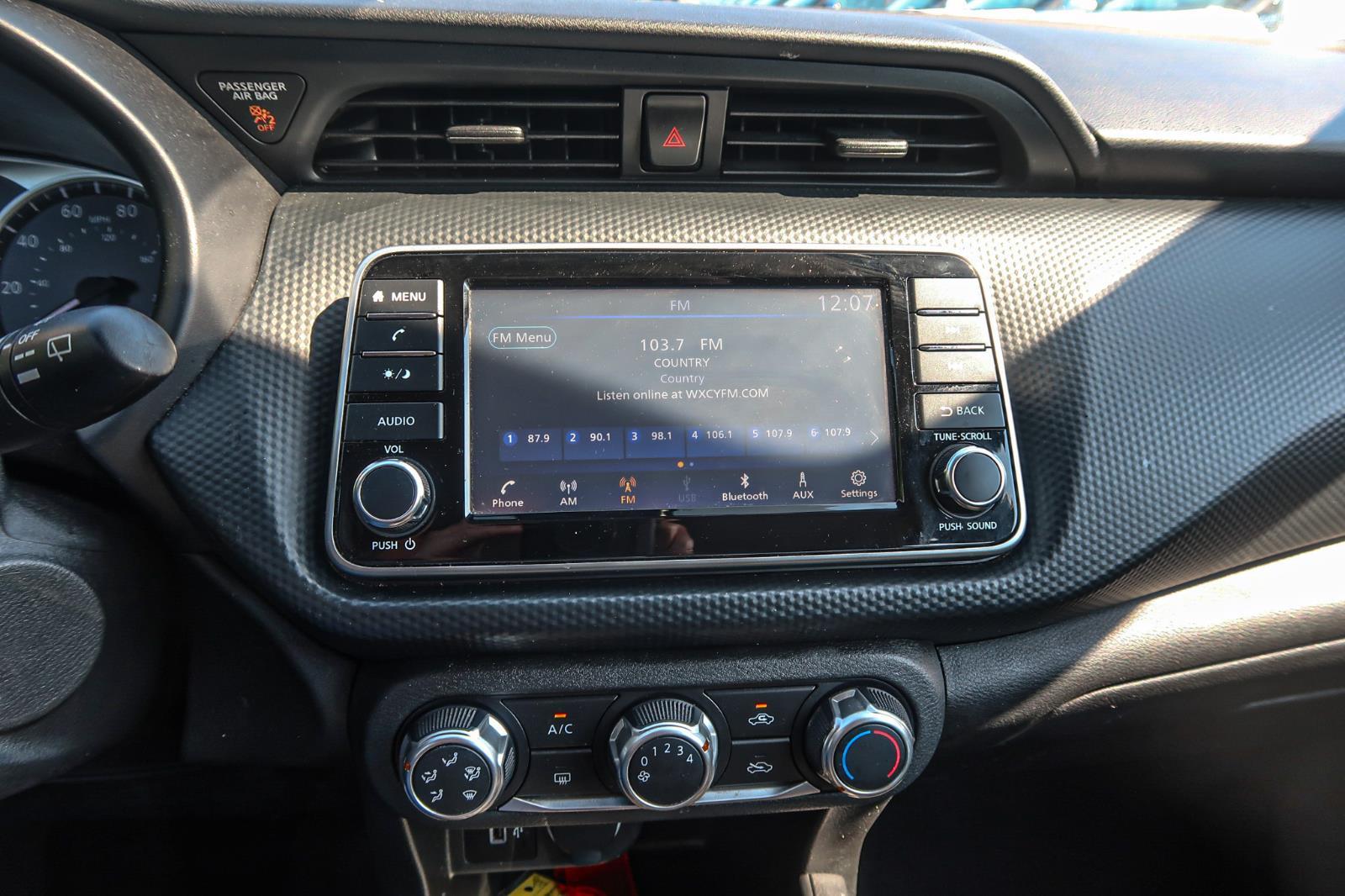 2021 Nissan Kicks S