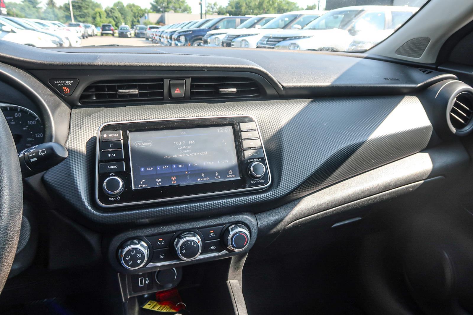 2021 Nissan Kicks S