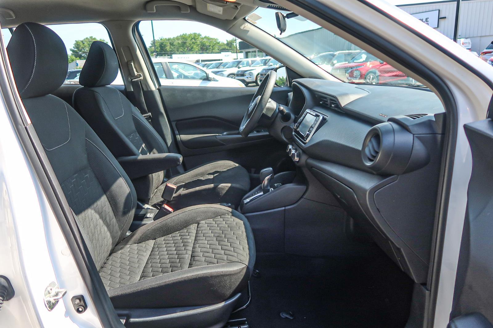 2021 Nissan Kicks S