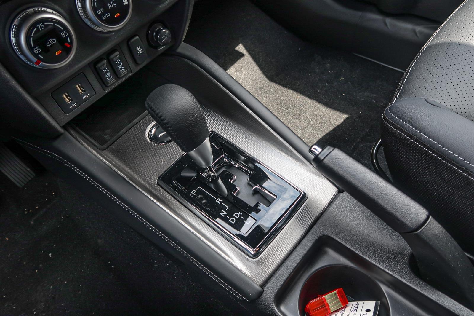 2024 Mitsubishi Outlander Sport SEL