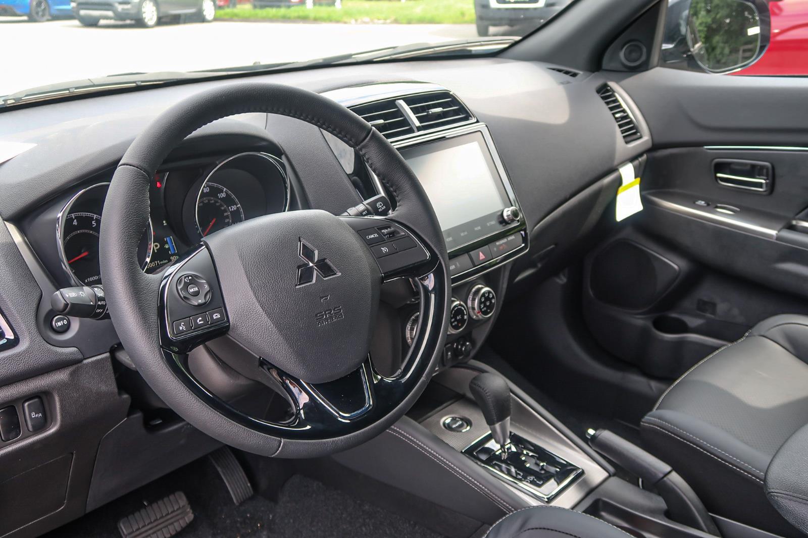 2024 Mitsubishi Outlander Sport SEL