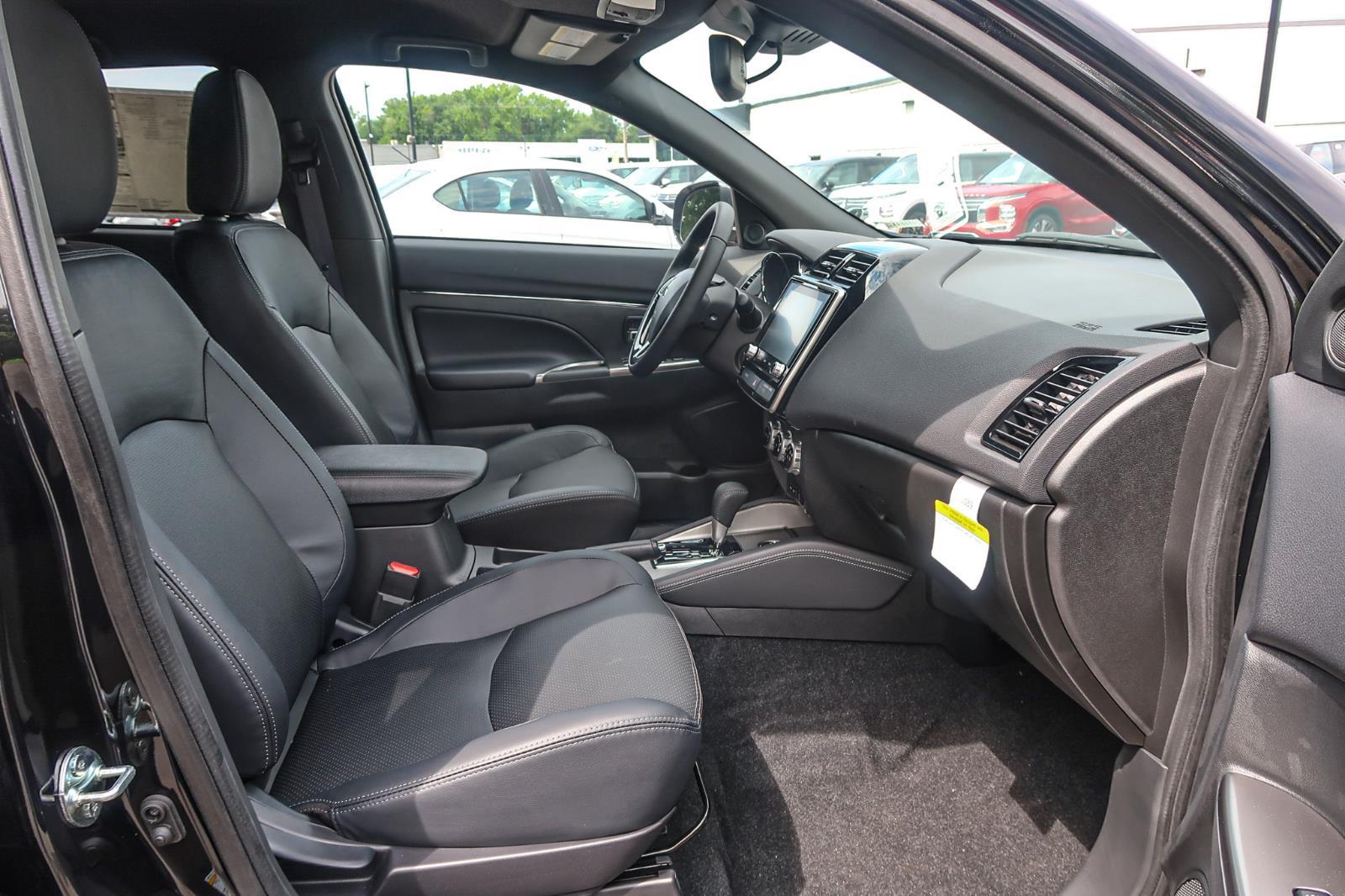2024 Mitsubishi Outlander Sport SEL