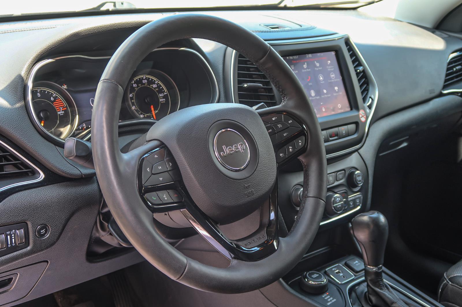 2023 Jeep Cherokee Altitude Lux