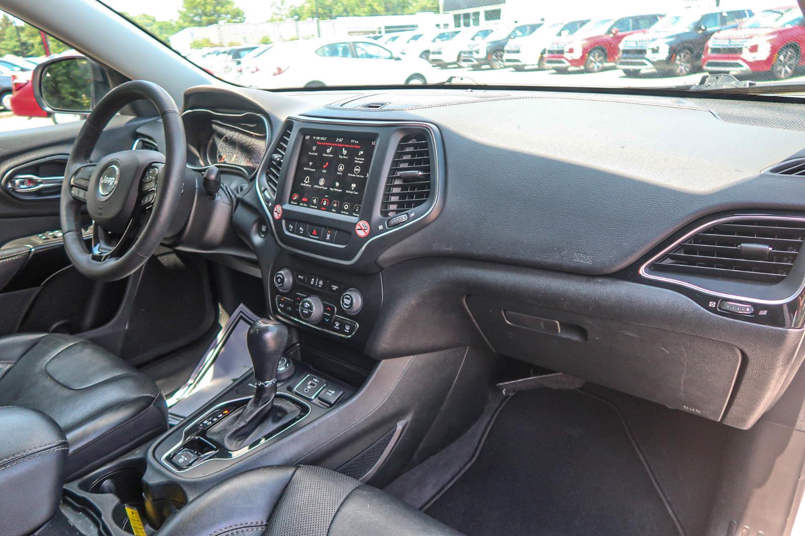 2023 Jeep Cherokee Altitude Lux