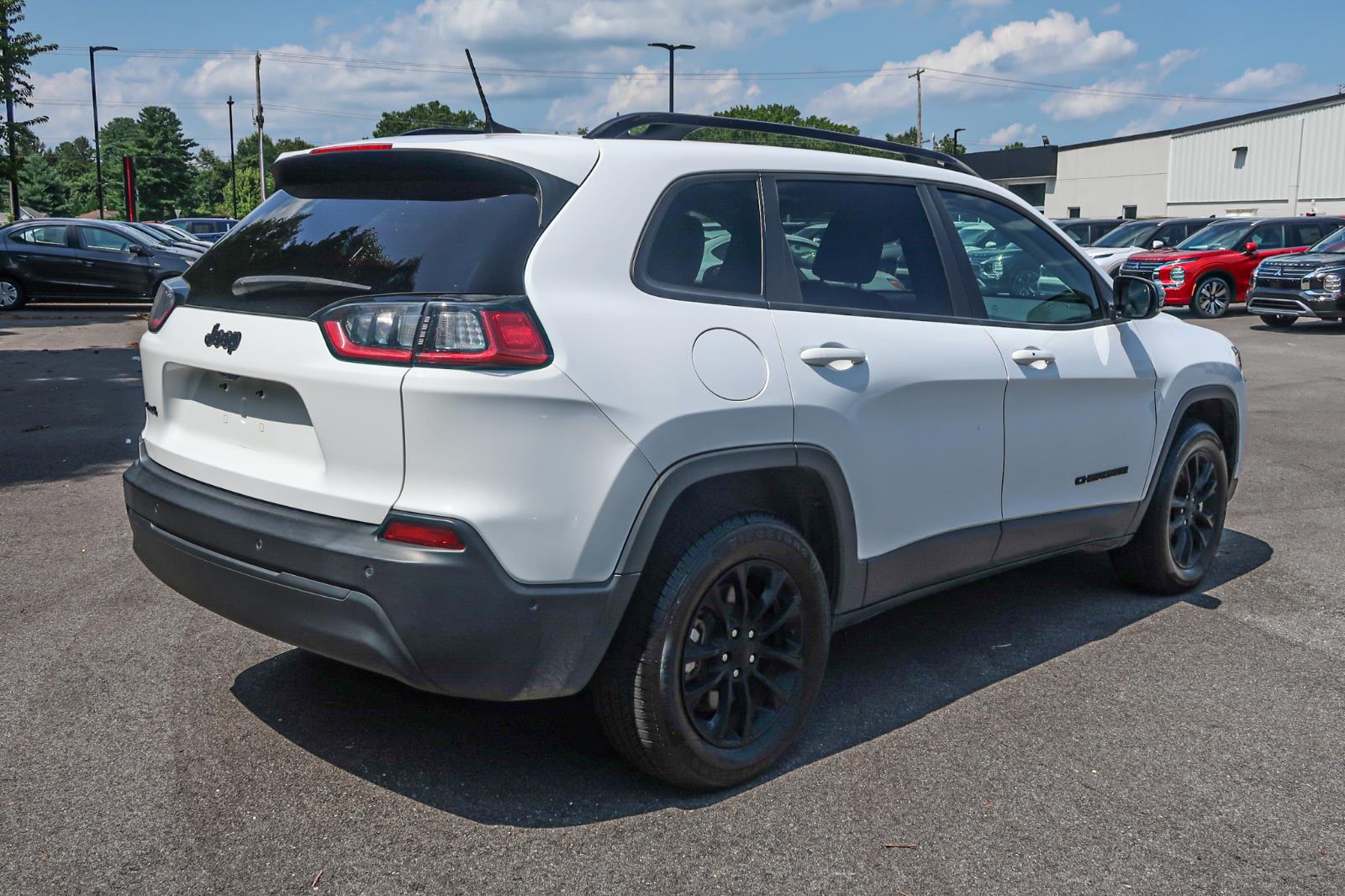 2023 Jeep Cherokee Altitude Lux