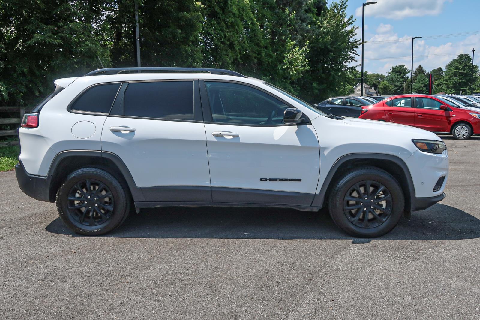 2023 Jeep Cherokee Altitude Lux