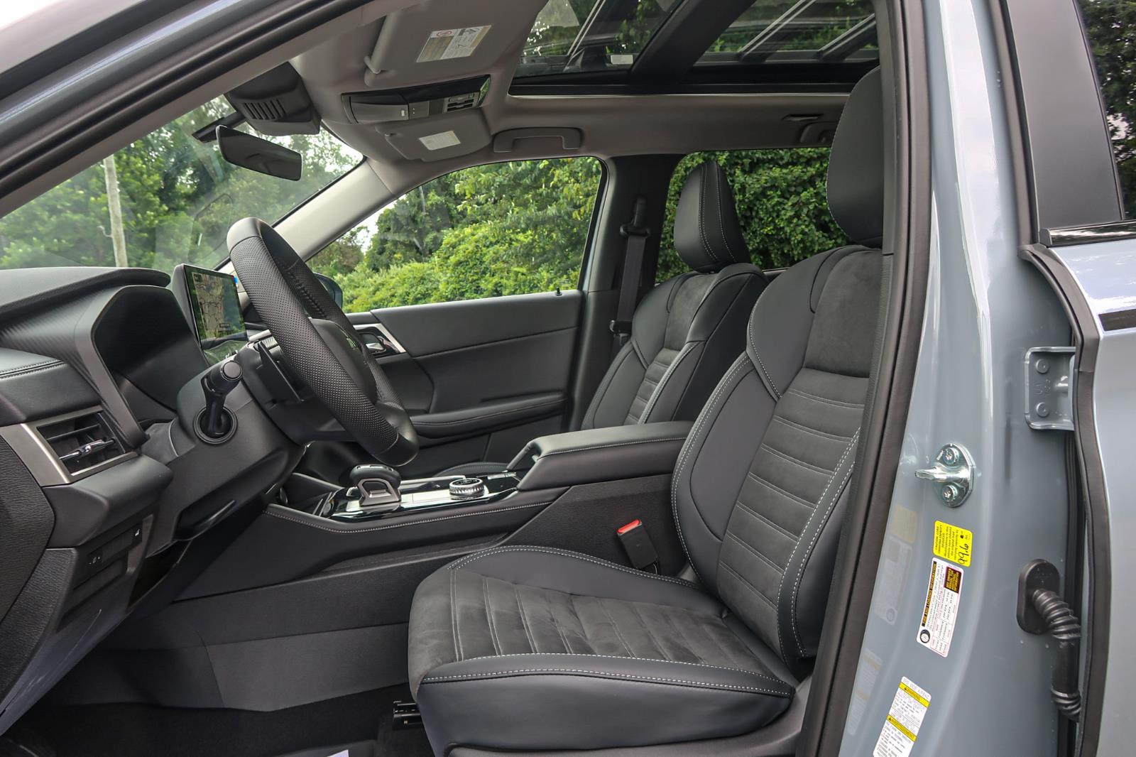 2025 Mitsubishi Outlander Trail Edition