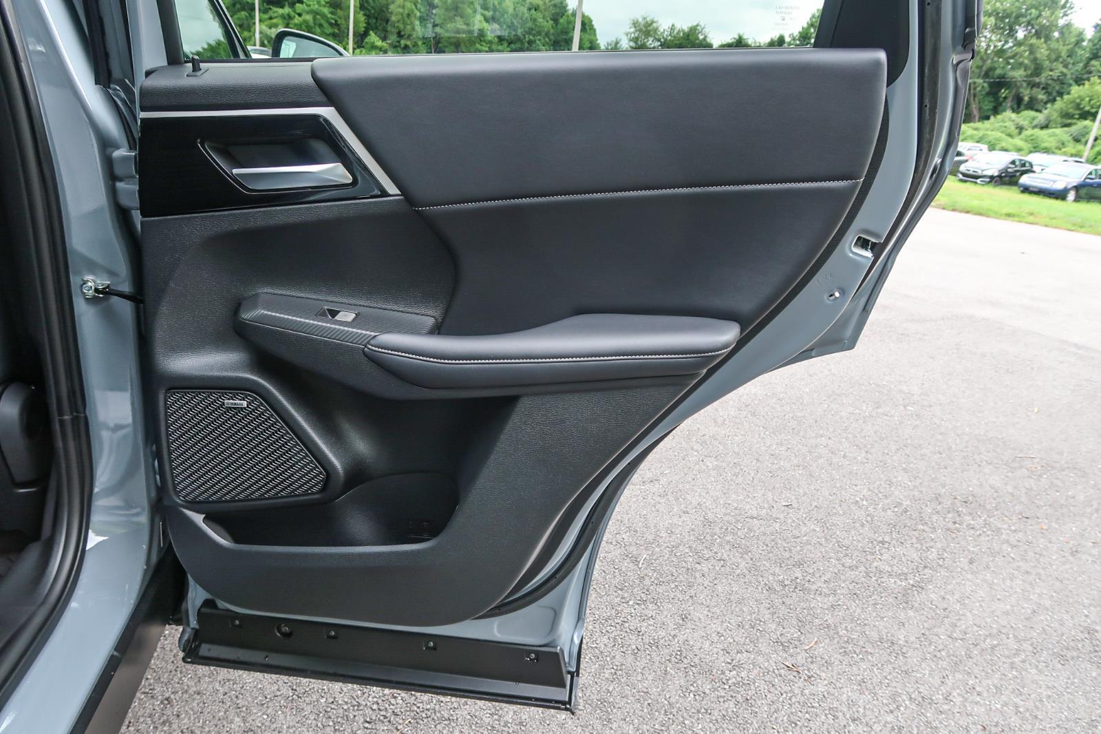 2025 Mitsubishi Outlander Trail Edition