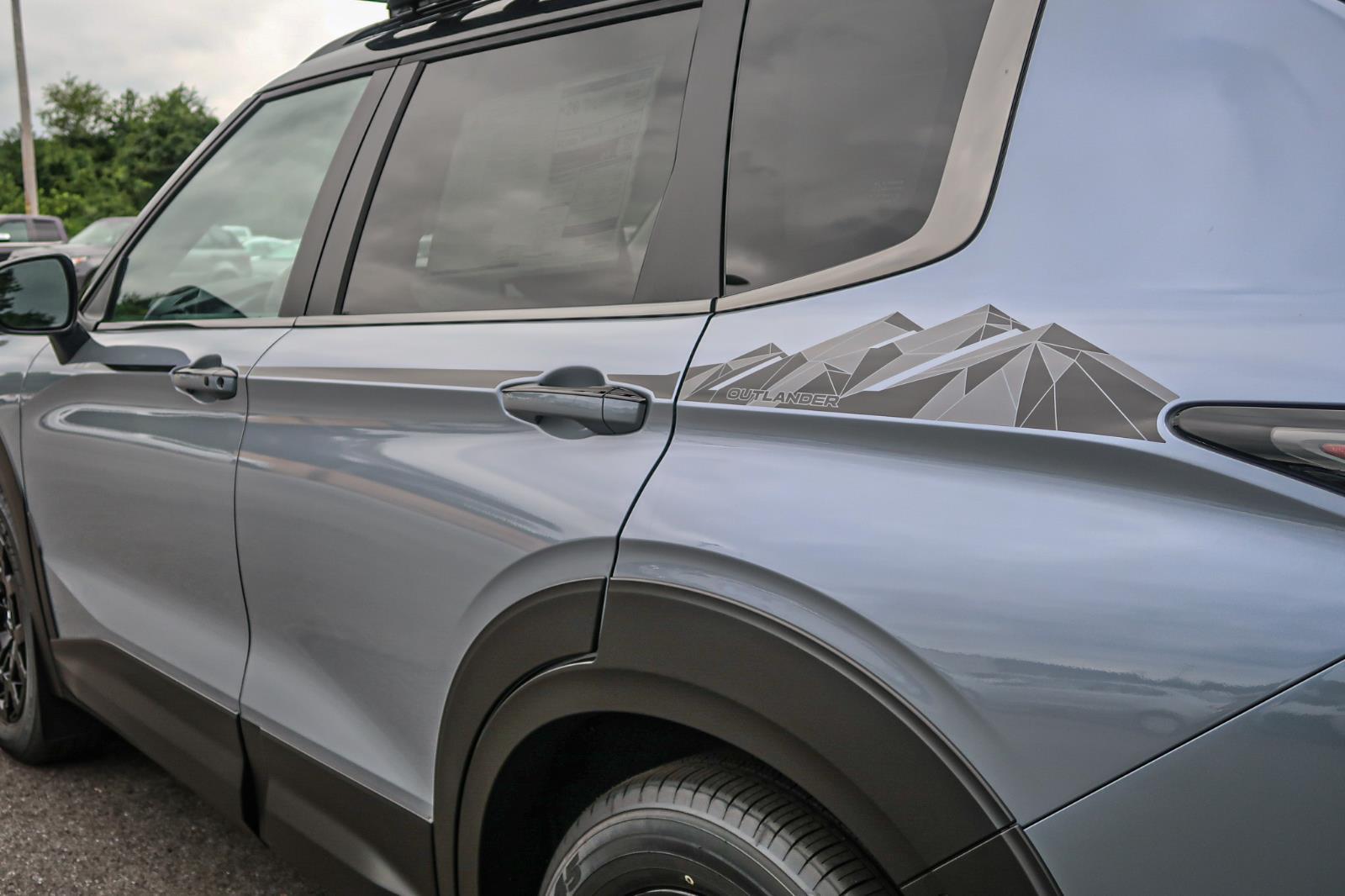 2025 Mitsubishi Outlander Trail Edition