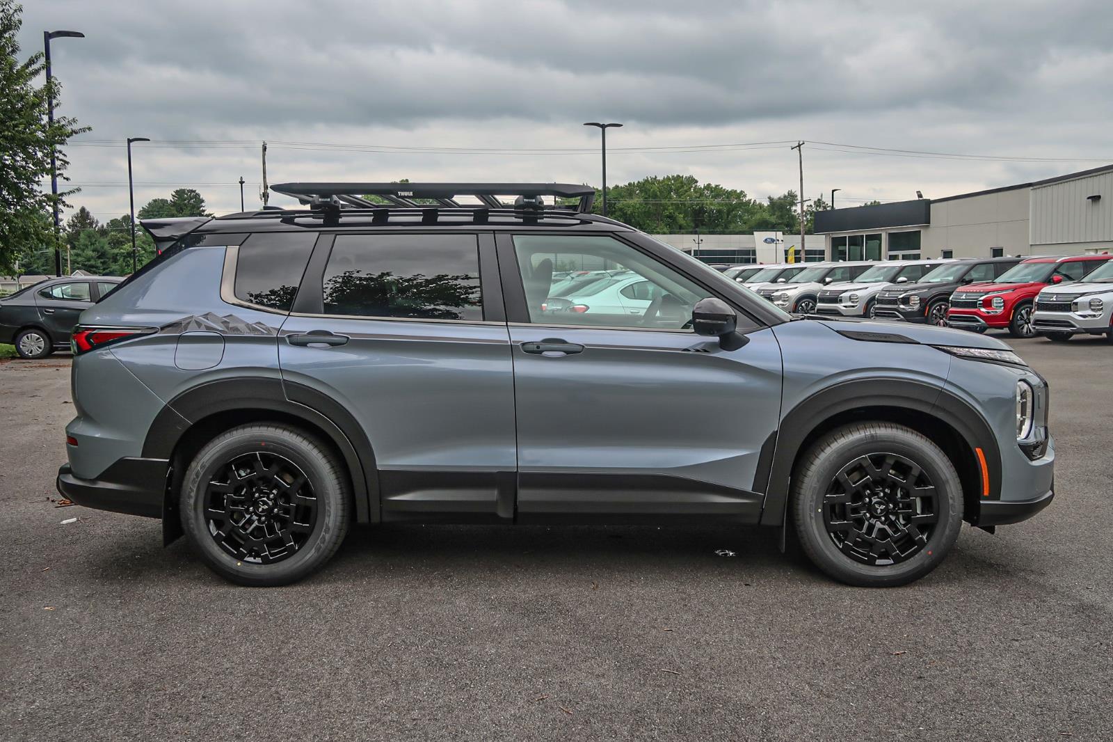 2025 Mitsubishi Outlander Trail Edition