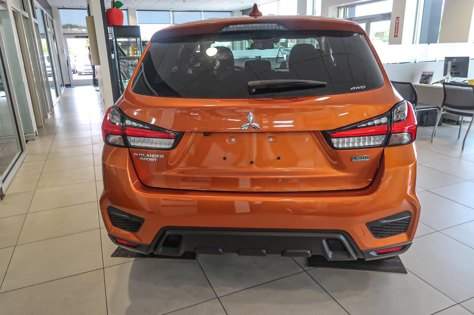 2025 Mitsubishi Outlander Sport LE