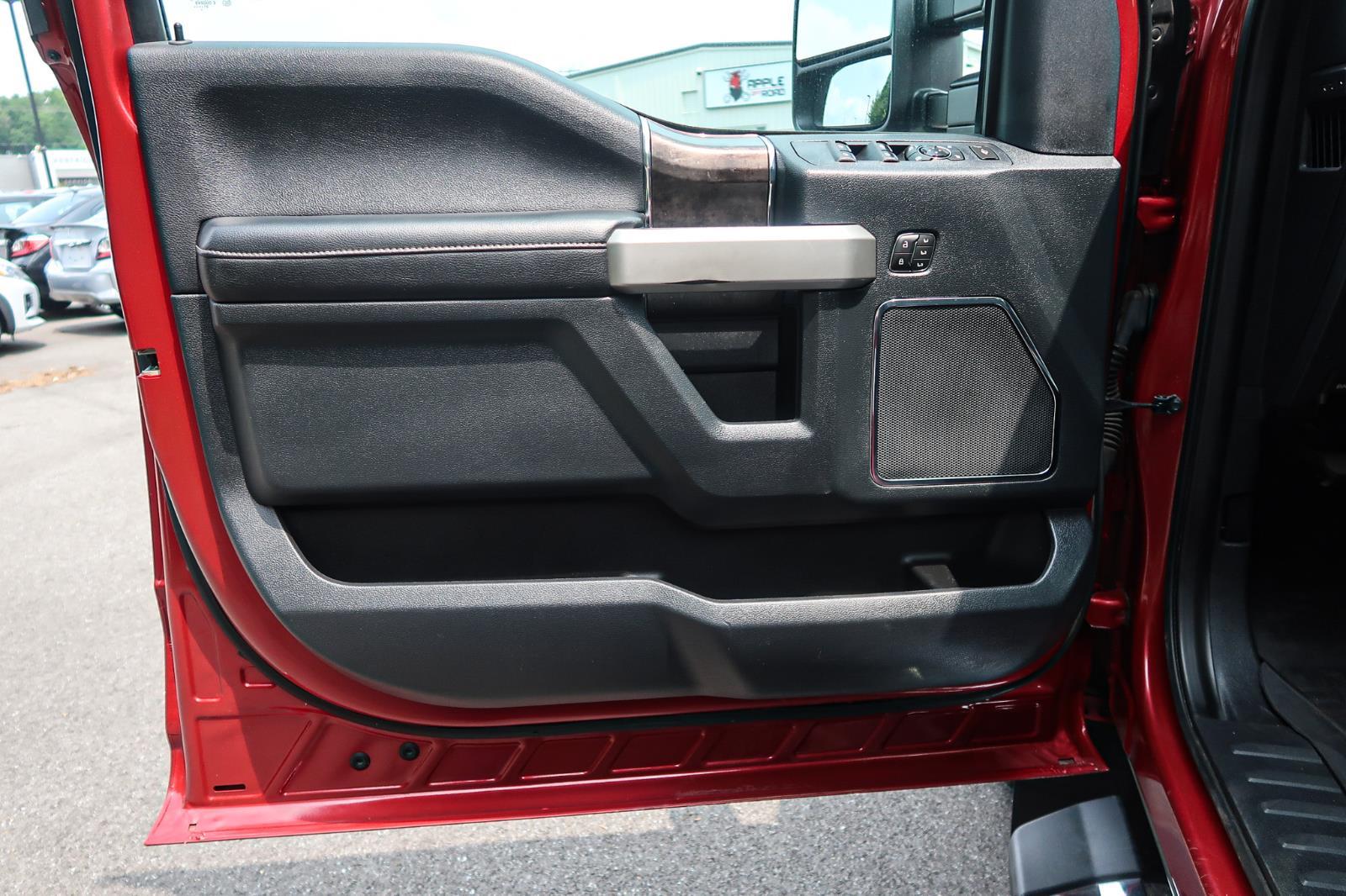 2022 Ford F-350 Super Duty Lariat