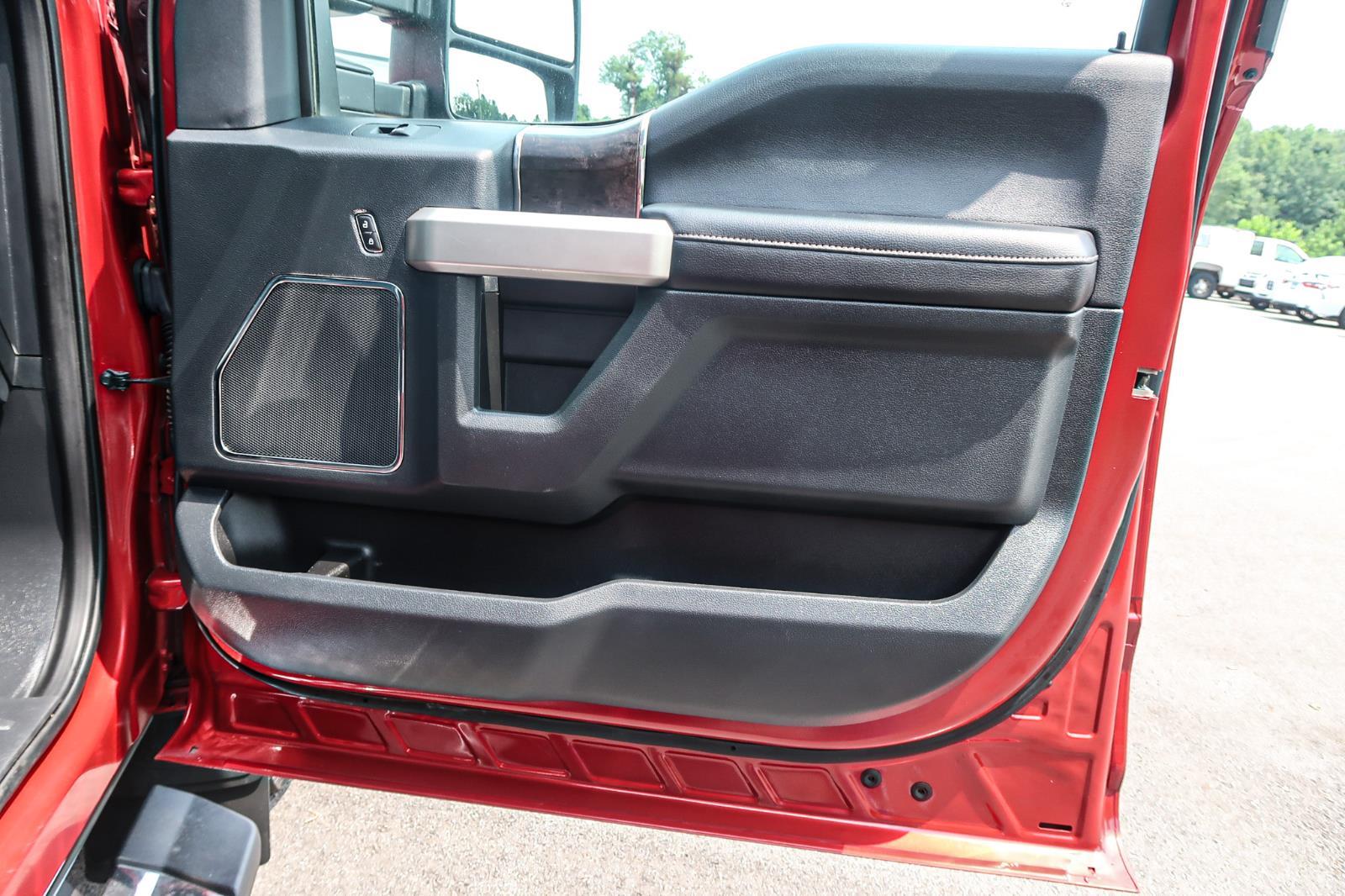 2022 Ford F-350 Super Duty Lariat