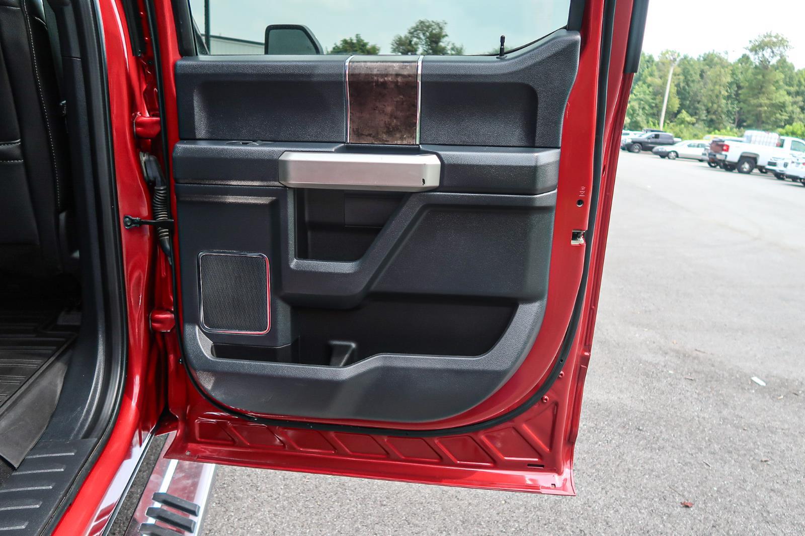 2022 Ford F-350 Super Duty Lariat