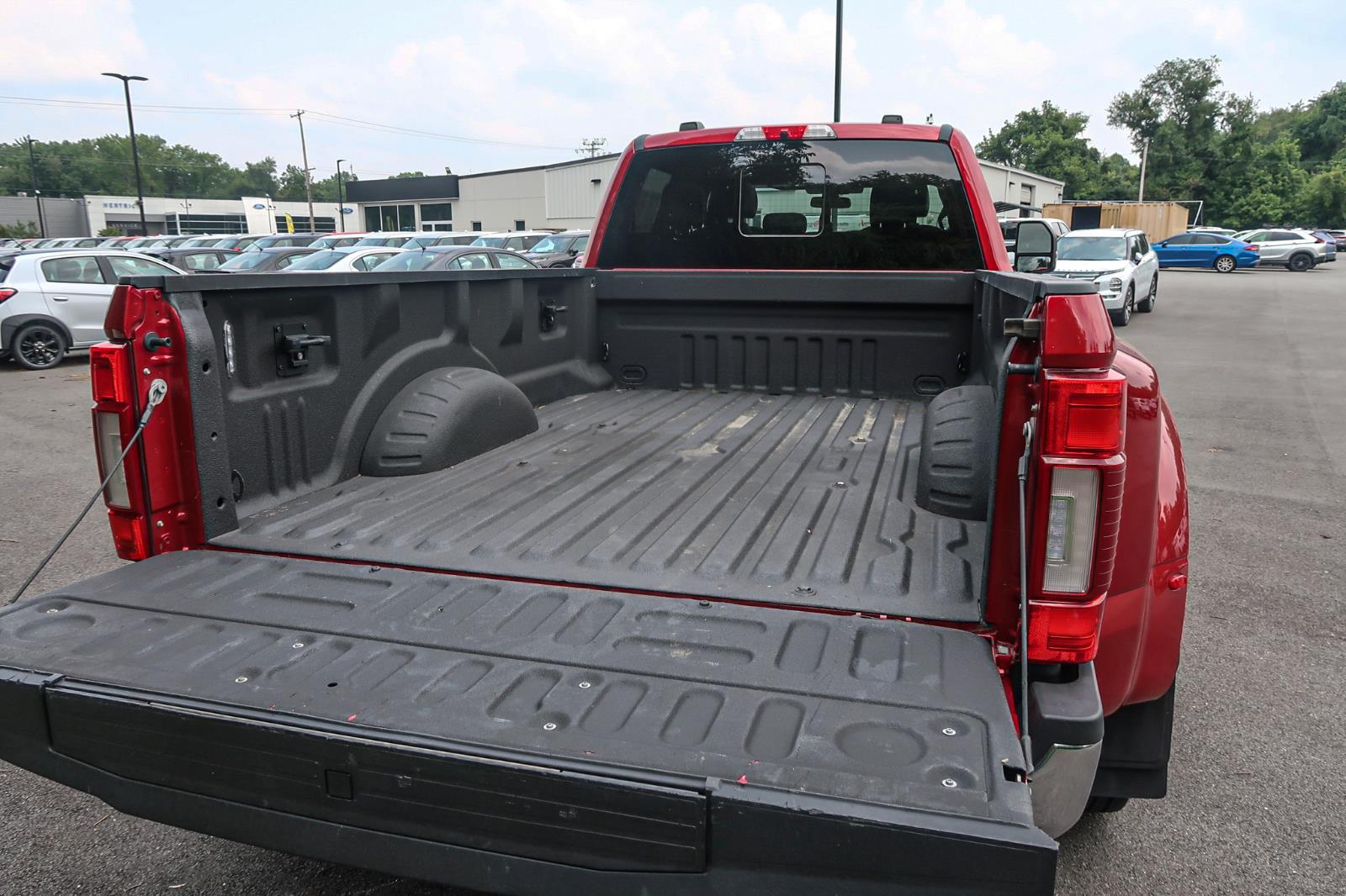 2022 Ford F-350 Super Duty Lariat
