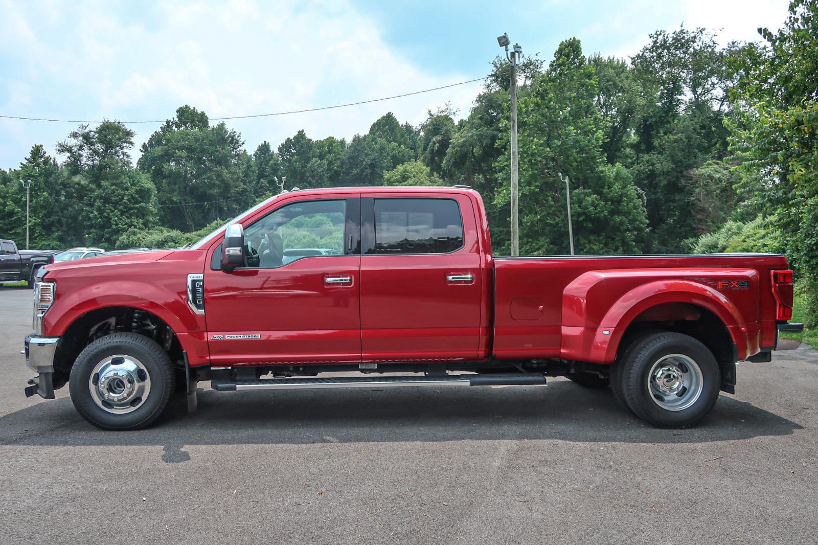 2022 Ford F-350 Super Duty Lariat
