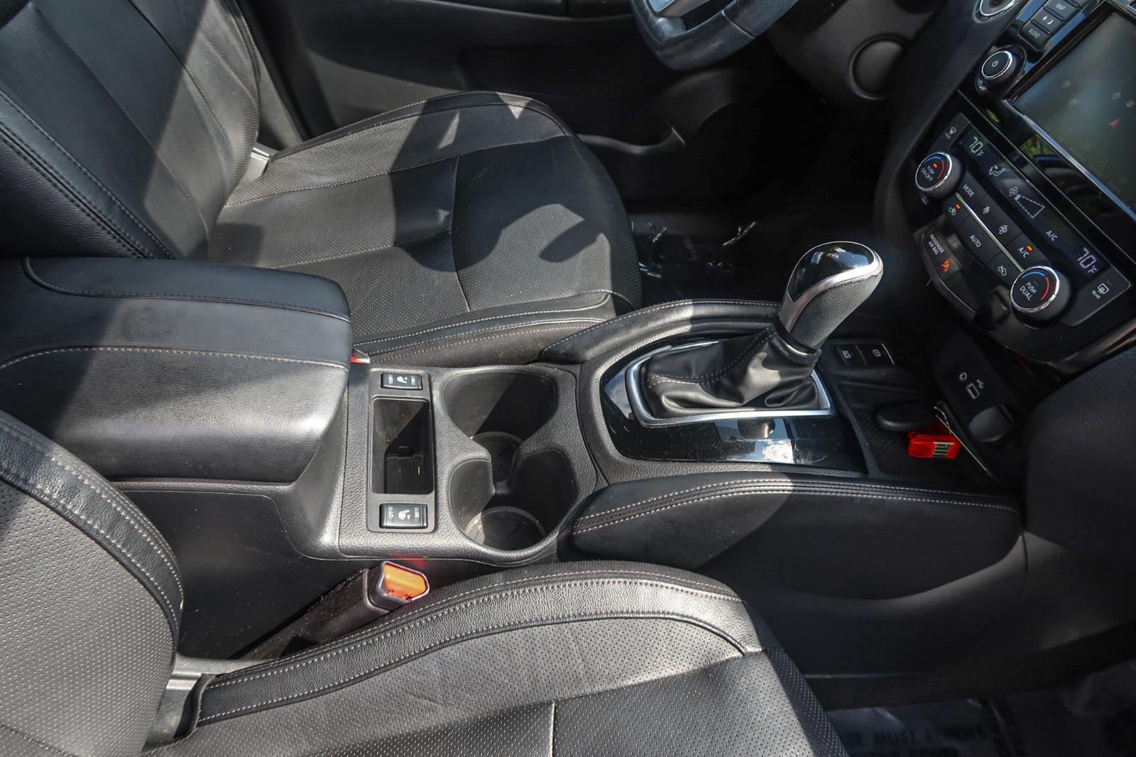 2020 Nissan Rogue SL