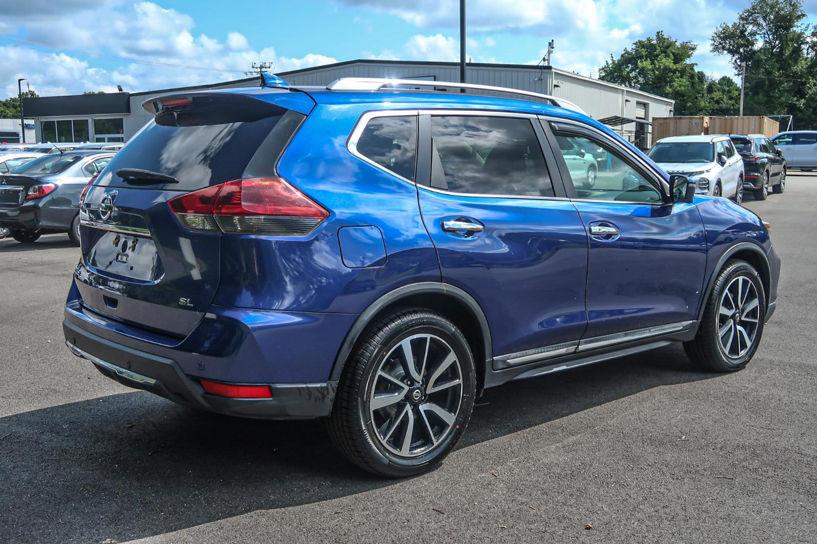 2020 Nissan Rogue SL