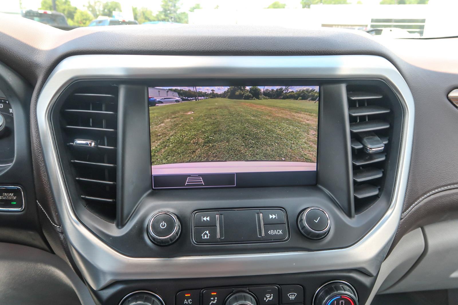 2022 GMC Acadia SLE