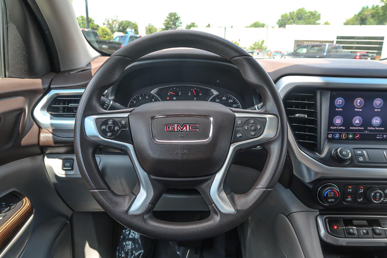 2022 GMC Acadia SLE