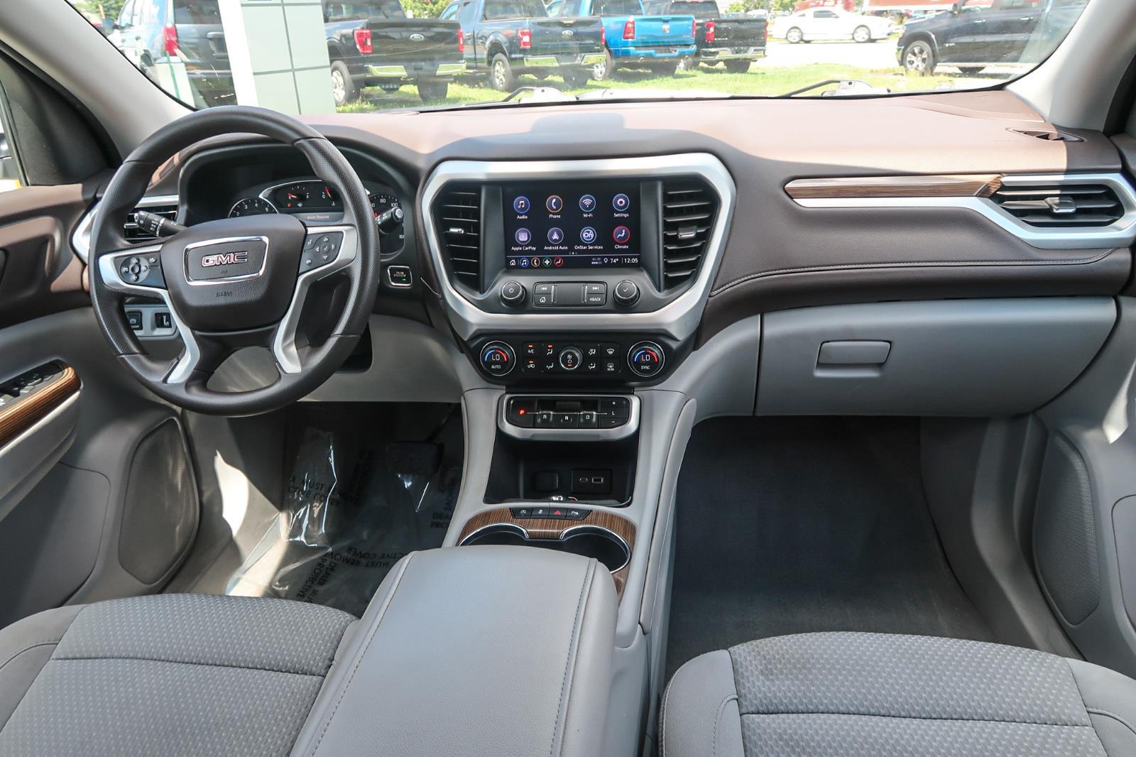 2022 GMC Acadia SLE