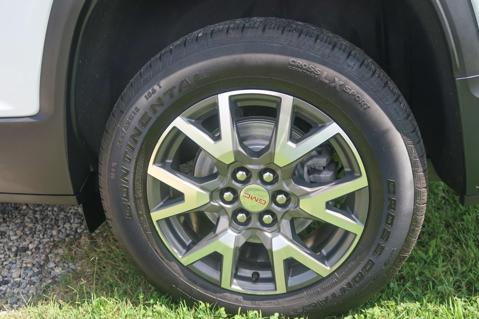 2022 GMC Acadia SLE