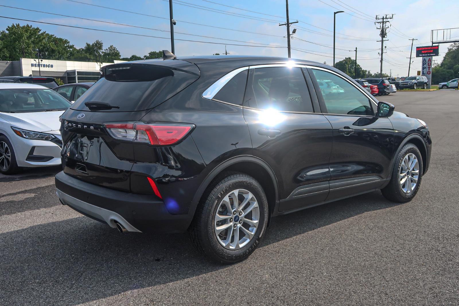 2021 Ford Escape SE