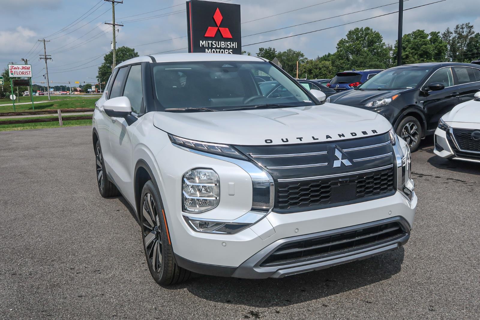 2025 Mitsubishi Outlander SE