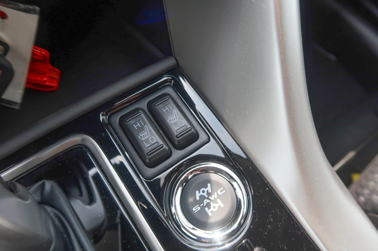 2025 Mitsubishi Eclipse Cross LE