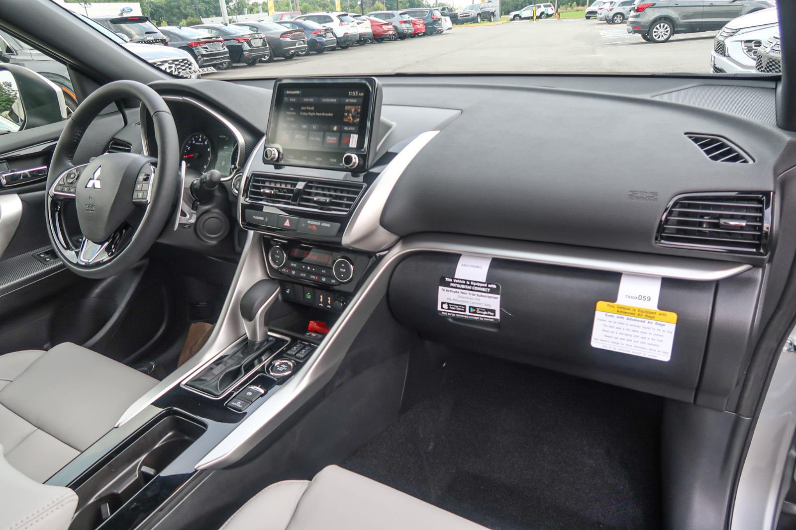 2025 Mitsubishi Eclipse Cross SE