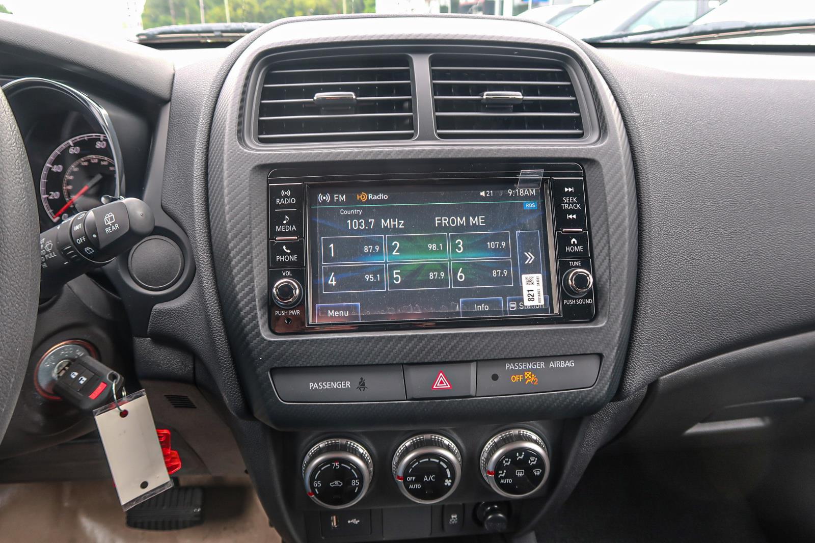2025 Mitsubishi Outlander Sport ES