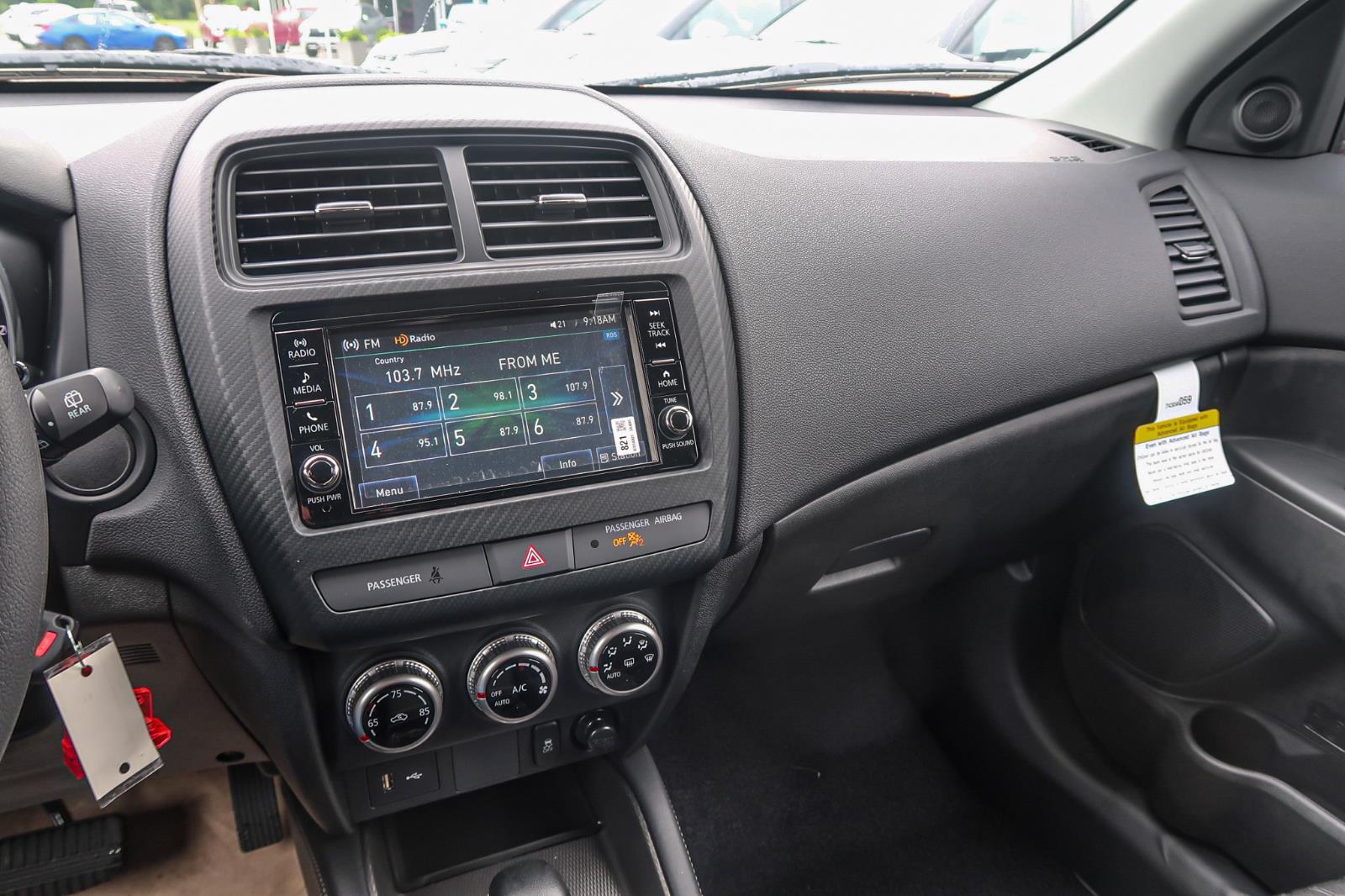 2025 Mitsubishi Outlander Sport ES