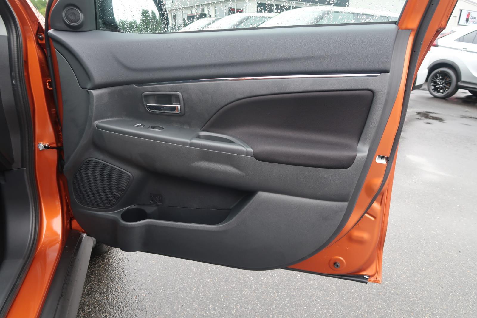 2025 Mitsubishi Outlander Sport ES