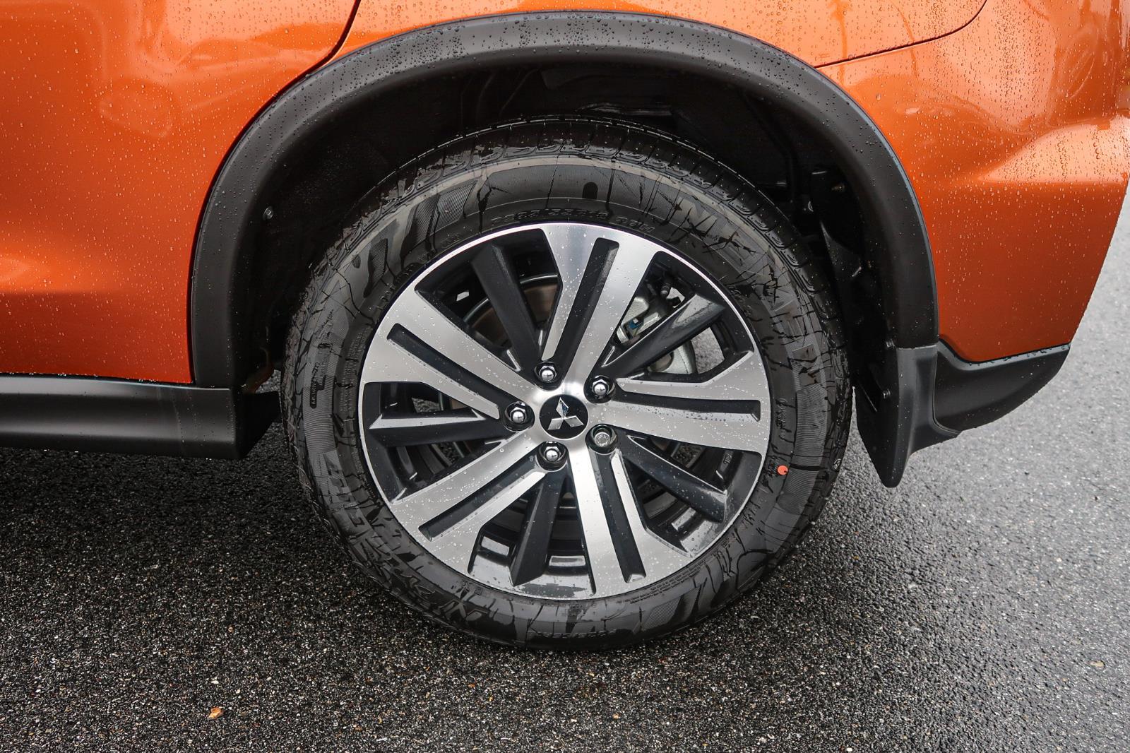 2025 Mitsubishi Outlander Sport ES