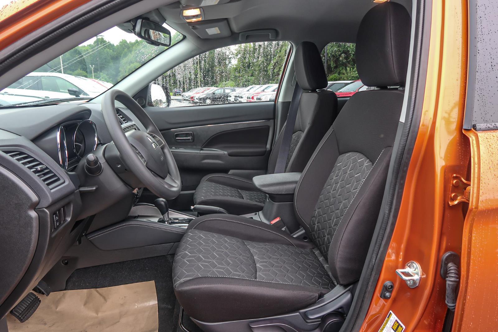 2025 Mitsubishi Outlander Sport ES