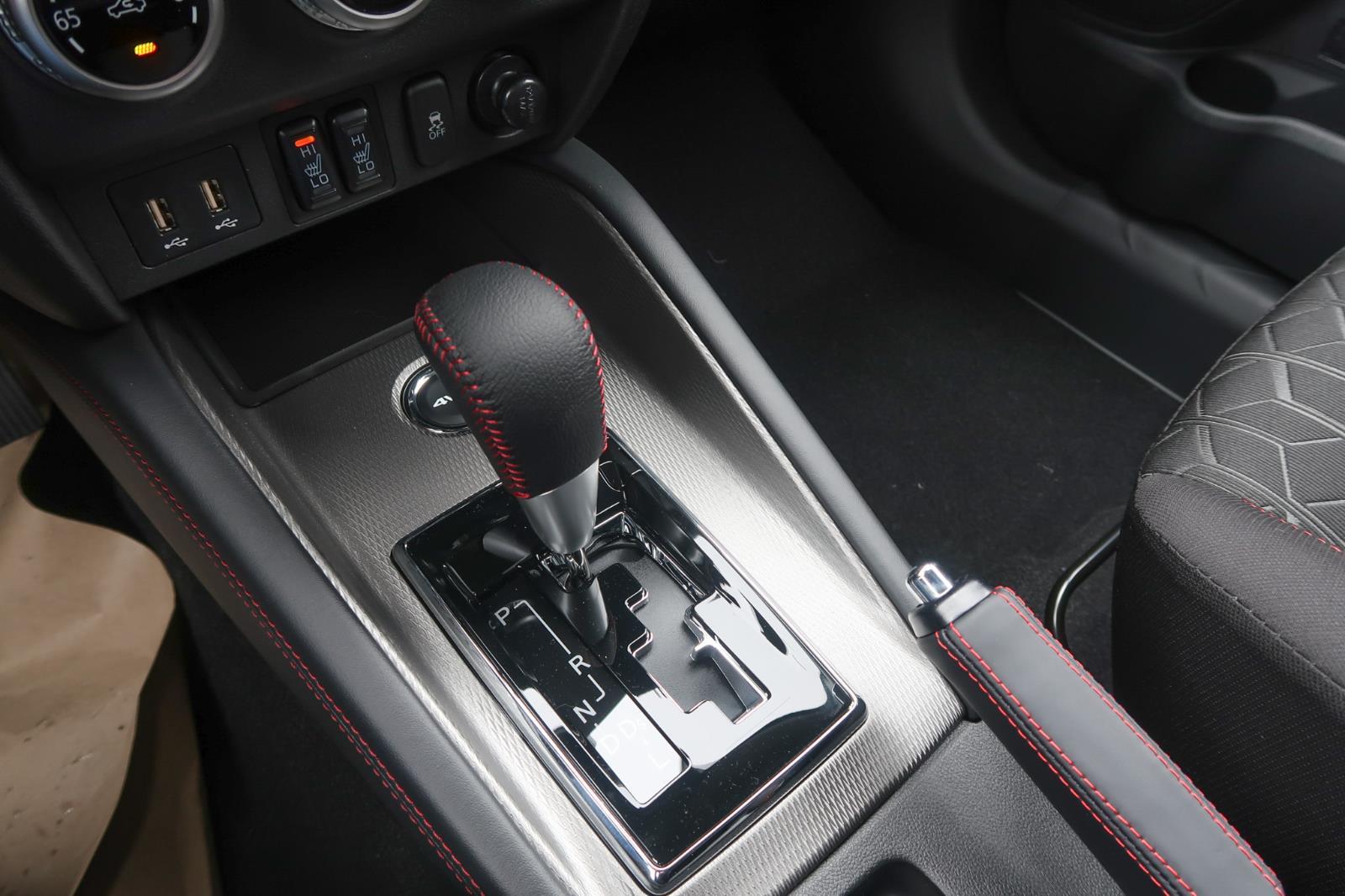 2025 Mitsubishi Outlander Sport LE