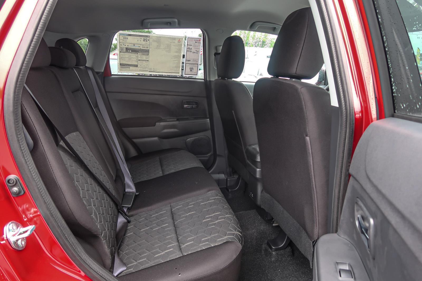 2025 Mitsubishi Outlander Sport LE