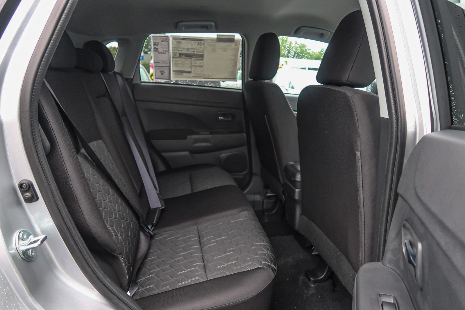 2025 Mitsubishi Outlander Sport ES