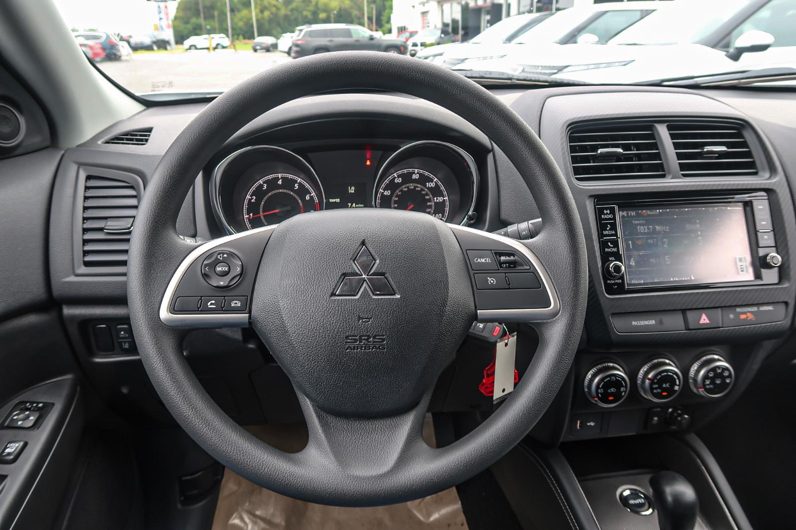 2025 Mitsubishi Outlander Sport ES