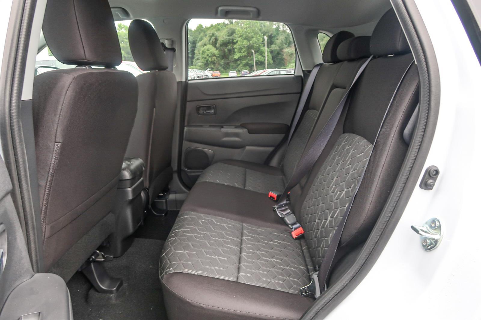 2025 Mitsubishi Outlander Sport ES