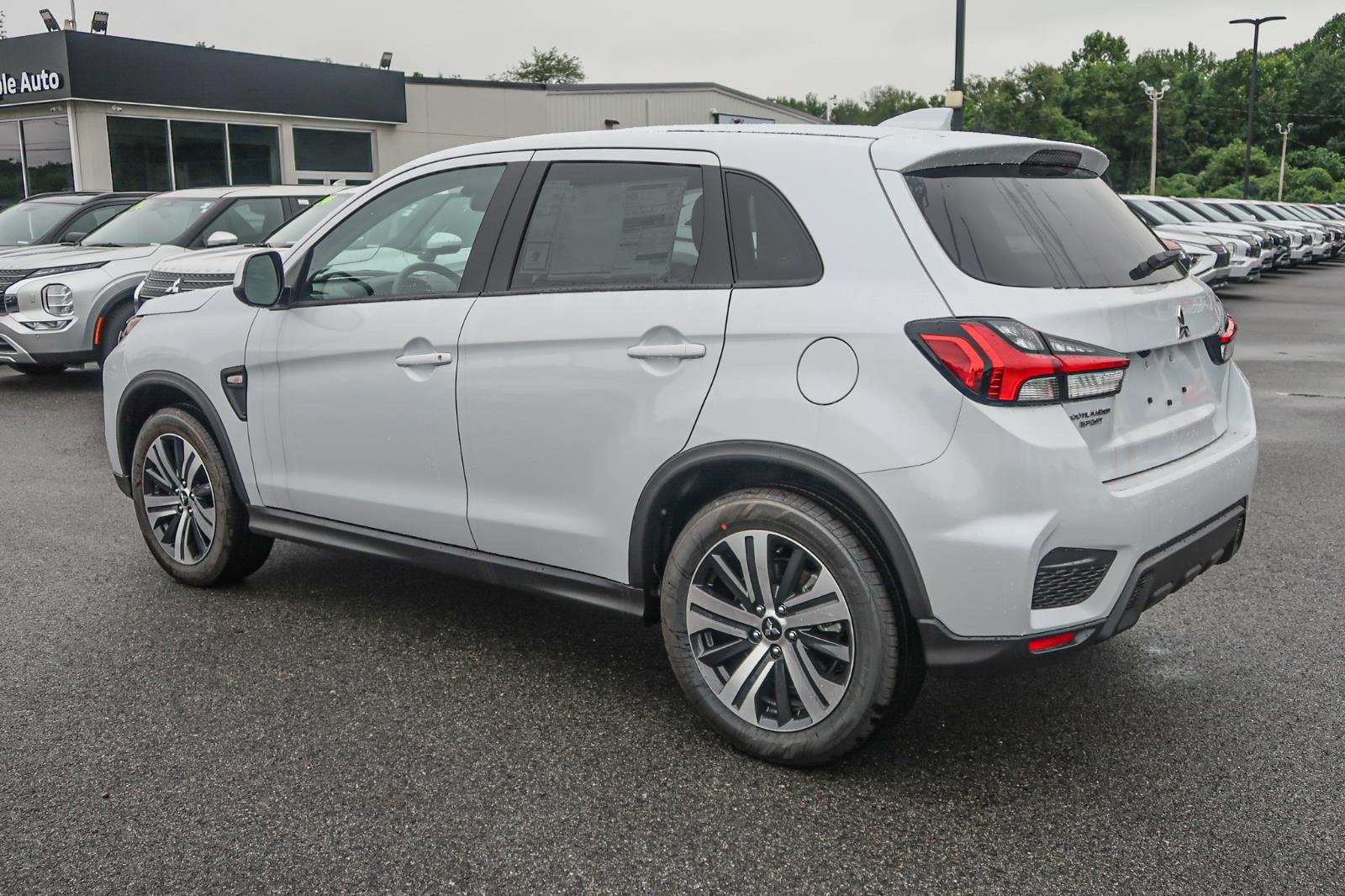 2025 Mitsubishi Outlander Sport ES