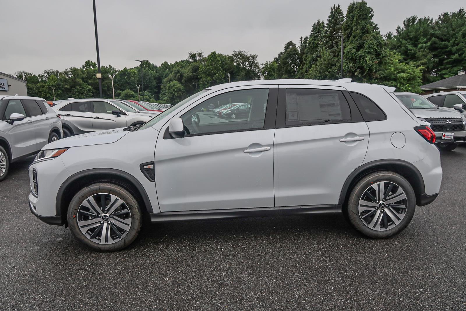 2025 Mitsubishi Outlander Sport ES
