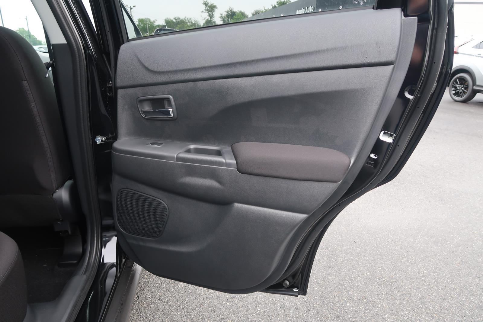 2025 Mitsubishi Outlander Sport ES